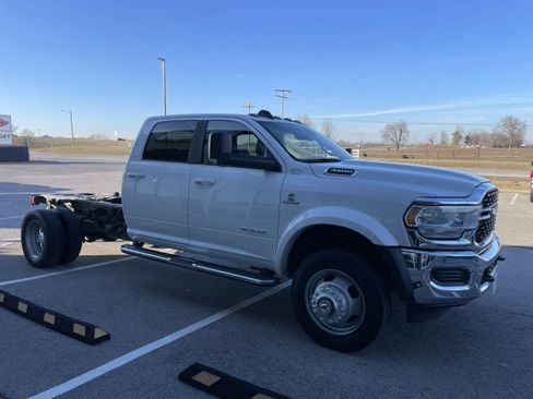 Used 2022 RAM 4500 SLT w/ Quick Order Package 2YG SLT image 3