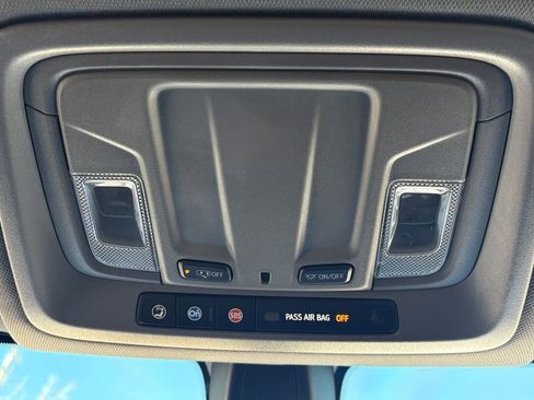 Used 2021 Chevrolet Silverado 1500 LT Trail Boss image 27