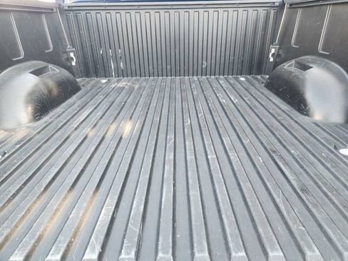 Used 2024 Toyota Tundra Limited AWD/4WD image 33