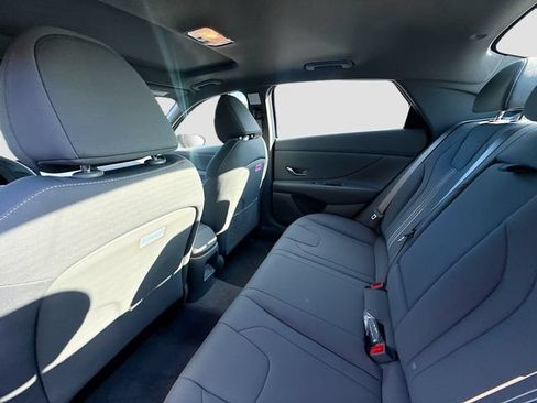 Certified 2026 Hyundai Elantra SEL Sport Premium w/ Cargo Package FWD image 23