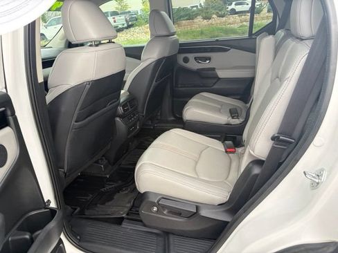 Used 2024 Honda Pilot EX-L image 15