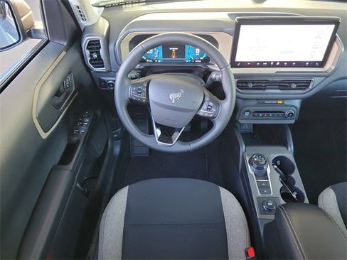 Used 2025 Ford Bronco Sport Big Bend w/ Convenience Package image 7