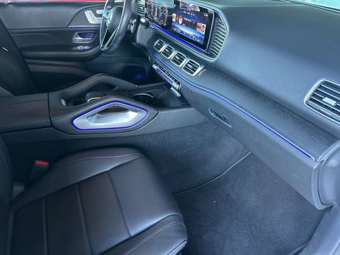 Certified 2025 Mercedes-Benz GLE 450e 4MATIC image 18