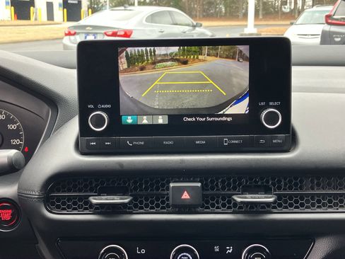 Certified 2025 Honda HR-V LX image 27