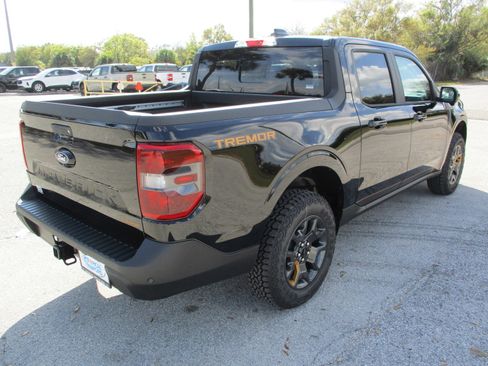New 2025 Ford Maverick Tremor image 7