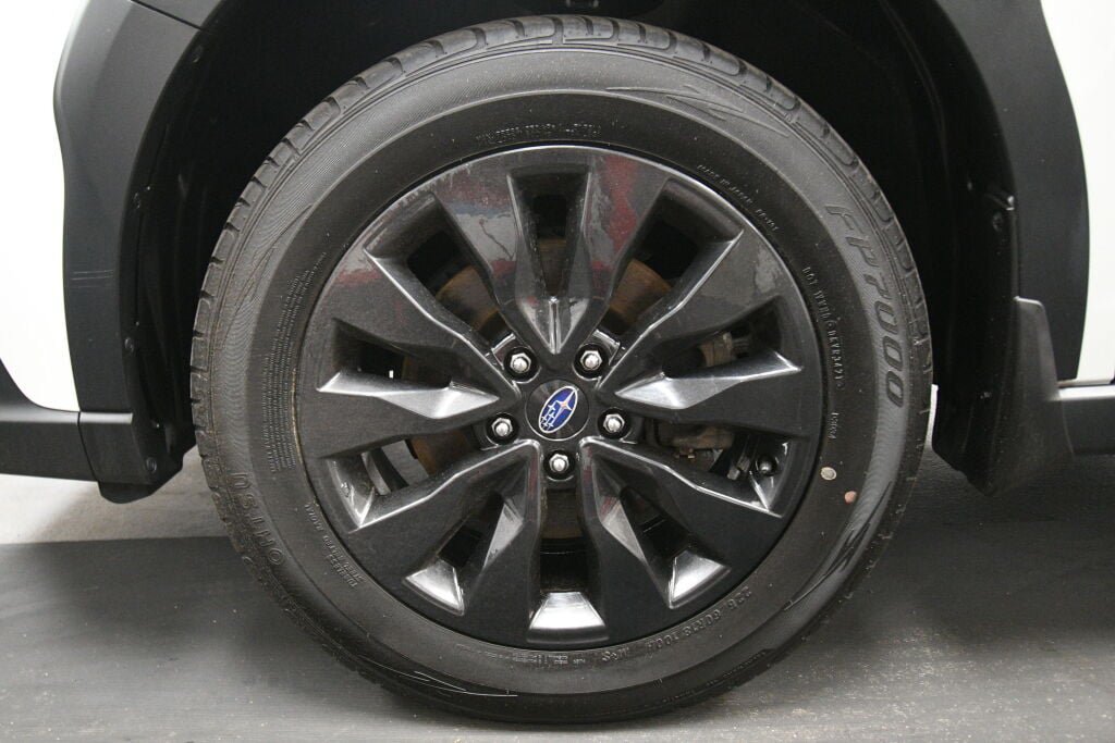Used 2023 Subaru Outback Onyx Edition AWD/4WD image 32