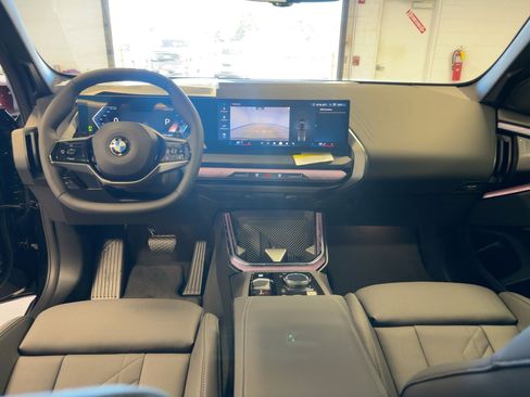 Used 2026 BMW X3 xDrive30 w/ Convenience Package AWD/4WD image 15