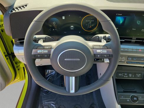 New 2026 Hyundai Kona SEL Premium image 17