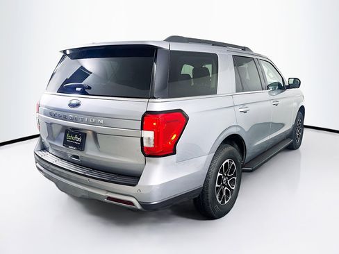 Used 2024 Ford Expedition XLT image 9