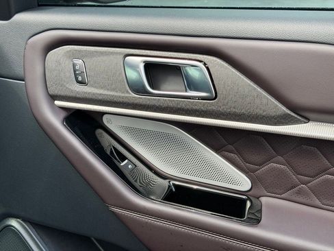 New 2026 Ford Explorer Platinum w/ LUX Leather Package image 32