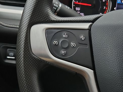 Used 2023 GMC Acadia SLE FWD image 20