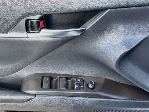 Used 2021 Toyota Camry SE w/ Audio Upgrade Package FWD image 17