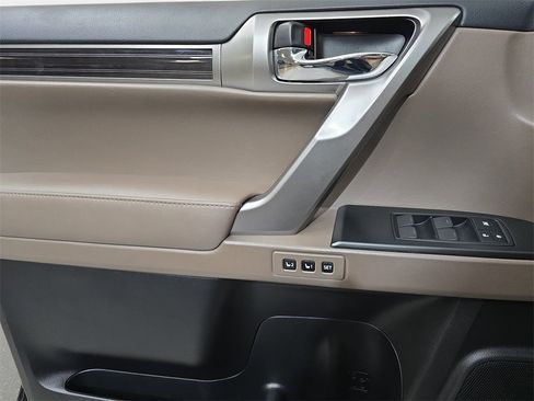 Certified 2023 Lexus GX 460 Premium w/ Premium Package image 26