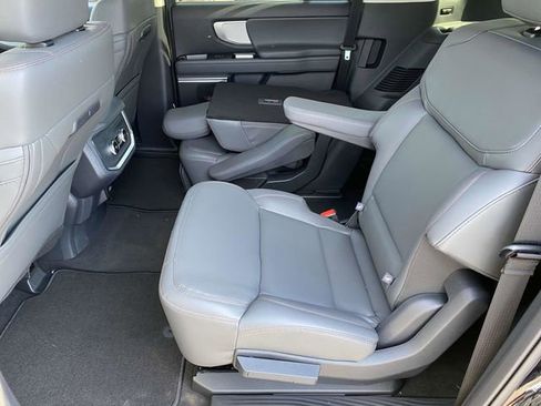 New 2025 Ford Expedition Max Active image 11