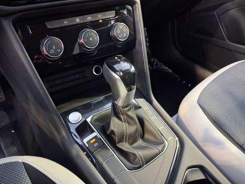 New 2026 Volkswagen Taos S FWD image 9