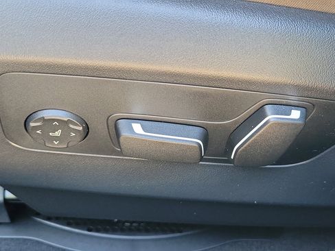 New 2026 BMW 530i image 25