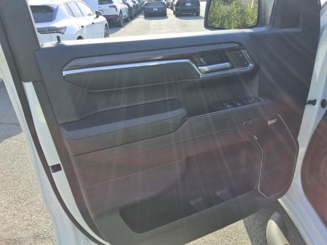 Used 2024 Chevrolet Silverado 1500 RST AWD/4WD image 6