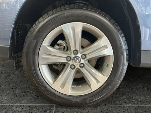 Used 2013 Toyota Highlander Limited AWD/4WD image 14