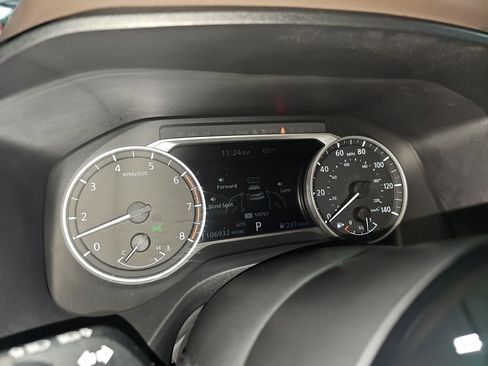 Used 2021 Nissan Rogue S image 32