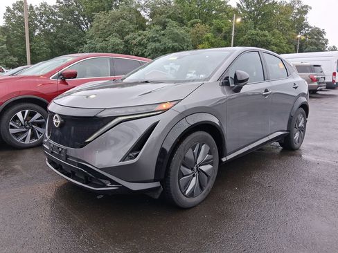 Certified 2024 Nissan Ariya AWD image 2