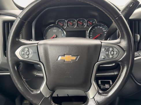 Used 2019 Chevrolet Silverado 1500 LT AWD/4WD image 18