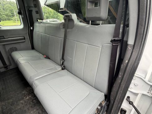 Used 2017 Ford F650 2WD SuperCab Super Duty image 47