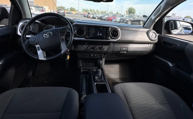 Used 2020 Toyota Tacoma SR5 RWD image 34