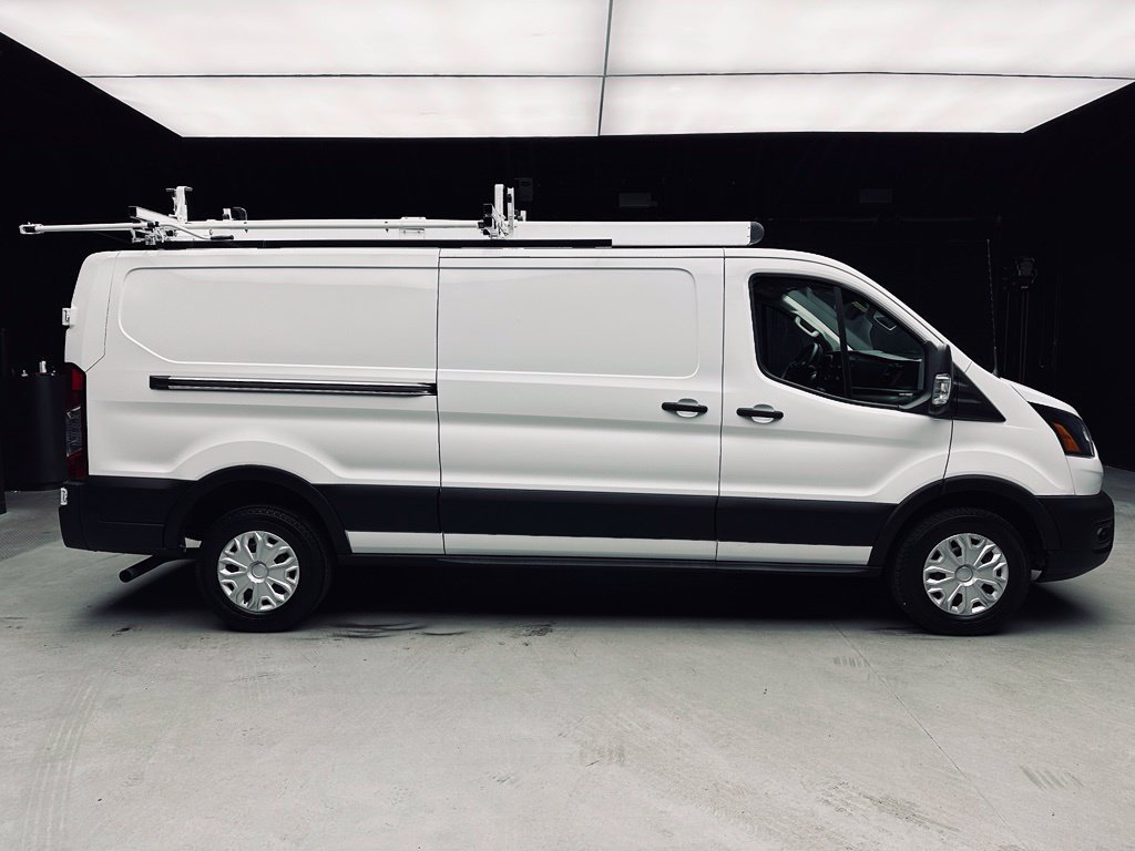 Used 2023 Ford Transit 150 Low Roof RWD image 7