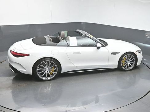 Used 2023 Mercedes-Benz SL 63 AMG 4MATIC image 43