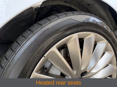 Used 2014 Hyundai Equus Signature RWD image 21