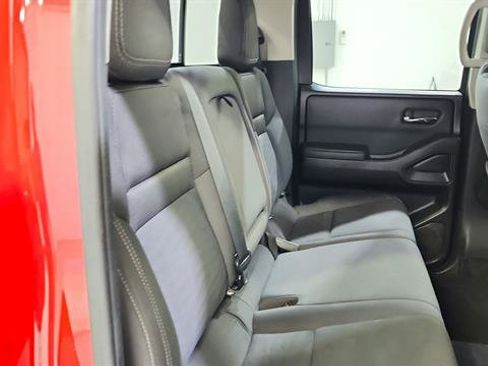 Used 2022 Nissan Frontier SV RWD image 27