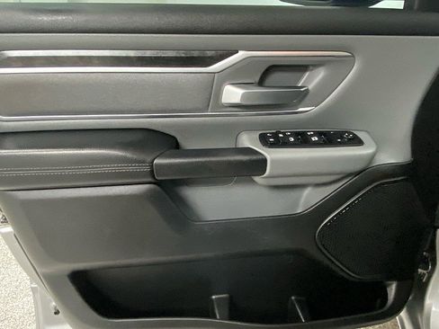 Used 2019 RAM 1500 Big Horn image 9