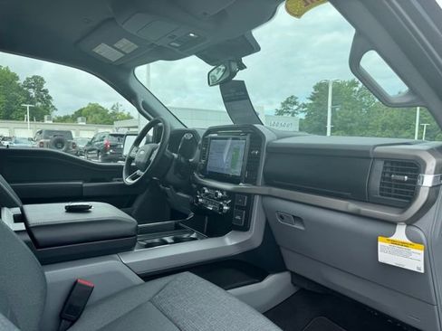 New 2024 Ford F150 XLT w/ Equipment Group 302A MID image 24