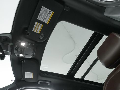 Used 2024 Ford Expedition Limited image 40