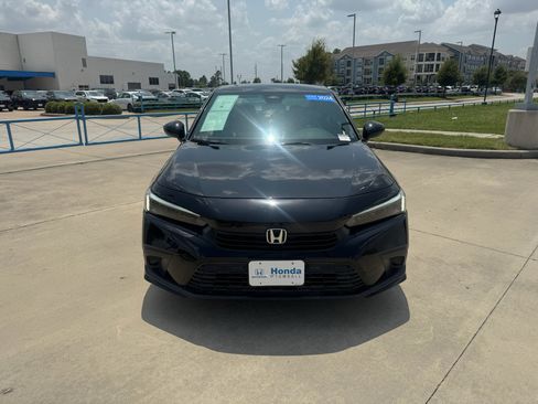 Certified 2024 Honda Civic Sport image 3