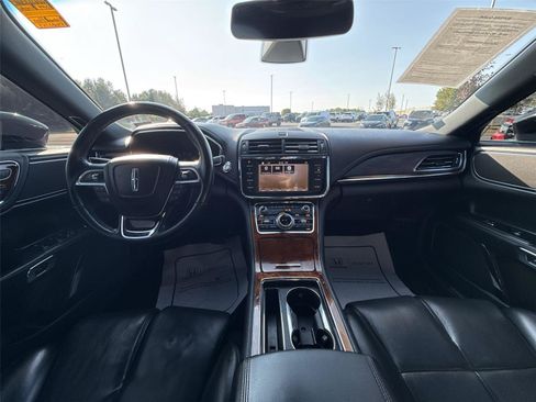 Used 2019 Lincoln Continental Select w/ Continental Climate Package AWD/4WD image 21