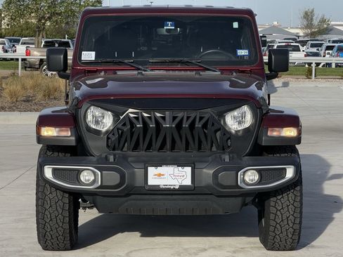 Used 2021 Jeep Gladiator Sport image 7