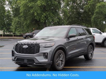 Used 2025 Ford Explorer ST-Line w/ ST-Line Street Pack