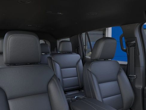 New 2026 Chevrolet Traverse LT w/ Driver Confidence Package image 24
