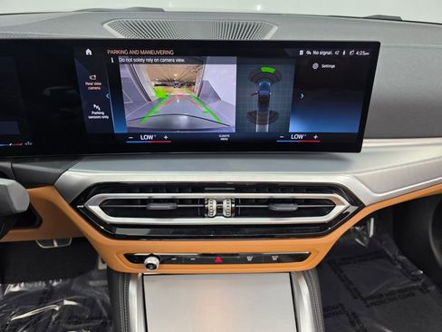 Used 2024 BMW M440i Convertible w/ Shadowloine Package image 21