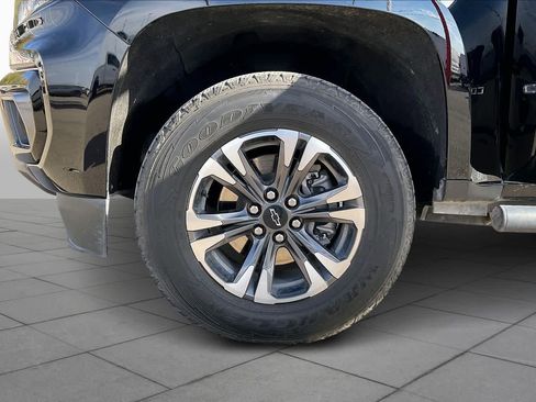 Used 2022 Chevrolet Colorado Z71 image 10