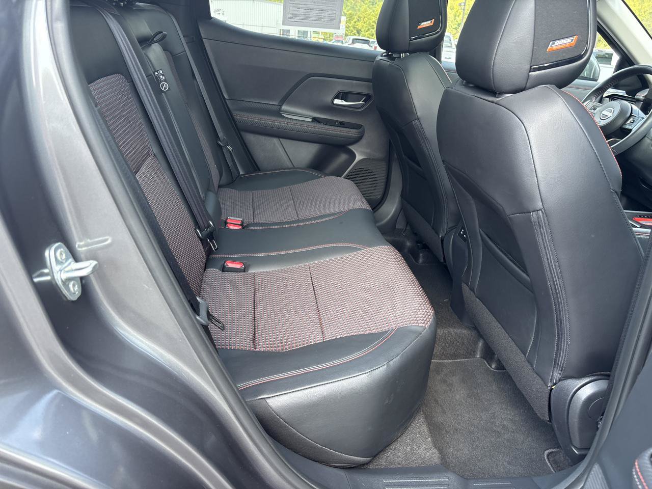 Used 2025 Nissan Kicks SR w/ SR Premium Package AWD/4WD image 12