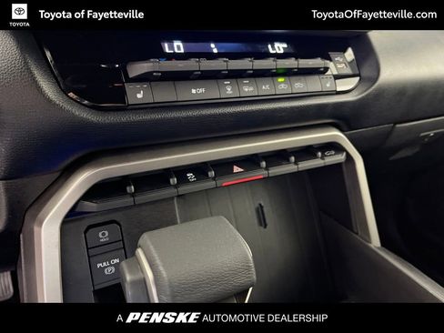 Used 2025 Toyota Tundra SR5 w/ SR5 Premium Package AWD/4WD image 27