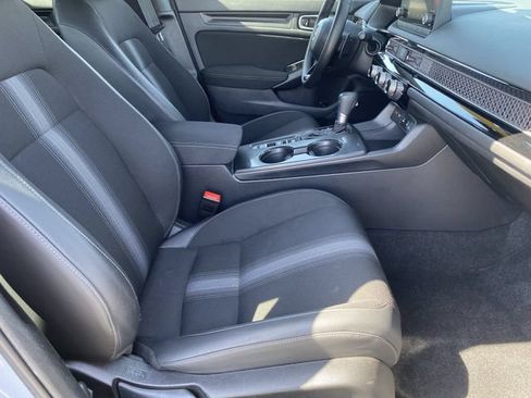 Certified 2025 Honda Civic Sport image 10