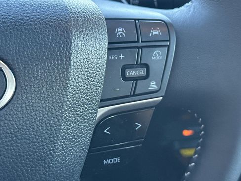 Certified 2025 Toyota Camry SE w/ Convenience Package image 39