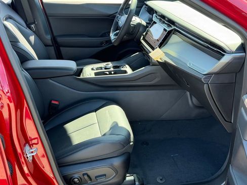 New 2026 Jeep Cherokee Limited AWD/4WD image 18