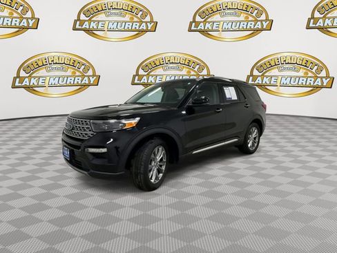 Used 2023 Ford Explorer Limited w/ Equipment Group 301A image 7
