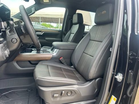 New 2026 Chevrolet Silverado 1500 High Country AWD/4WD image 9