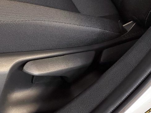 Used 2025 Toyota Corolla LE w/ LE Premium Package image 12