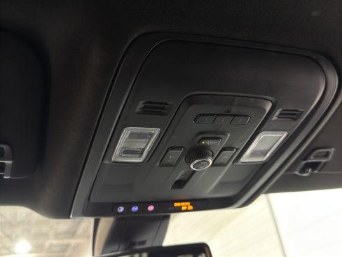 Used 2022 GMC Yukon XL Denali w/ Max Trailering Package image 37